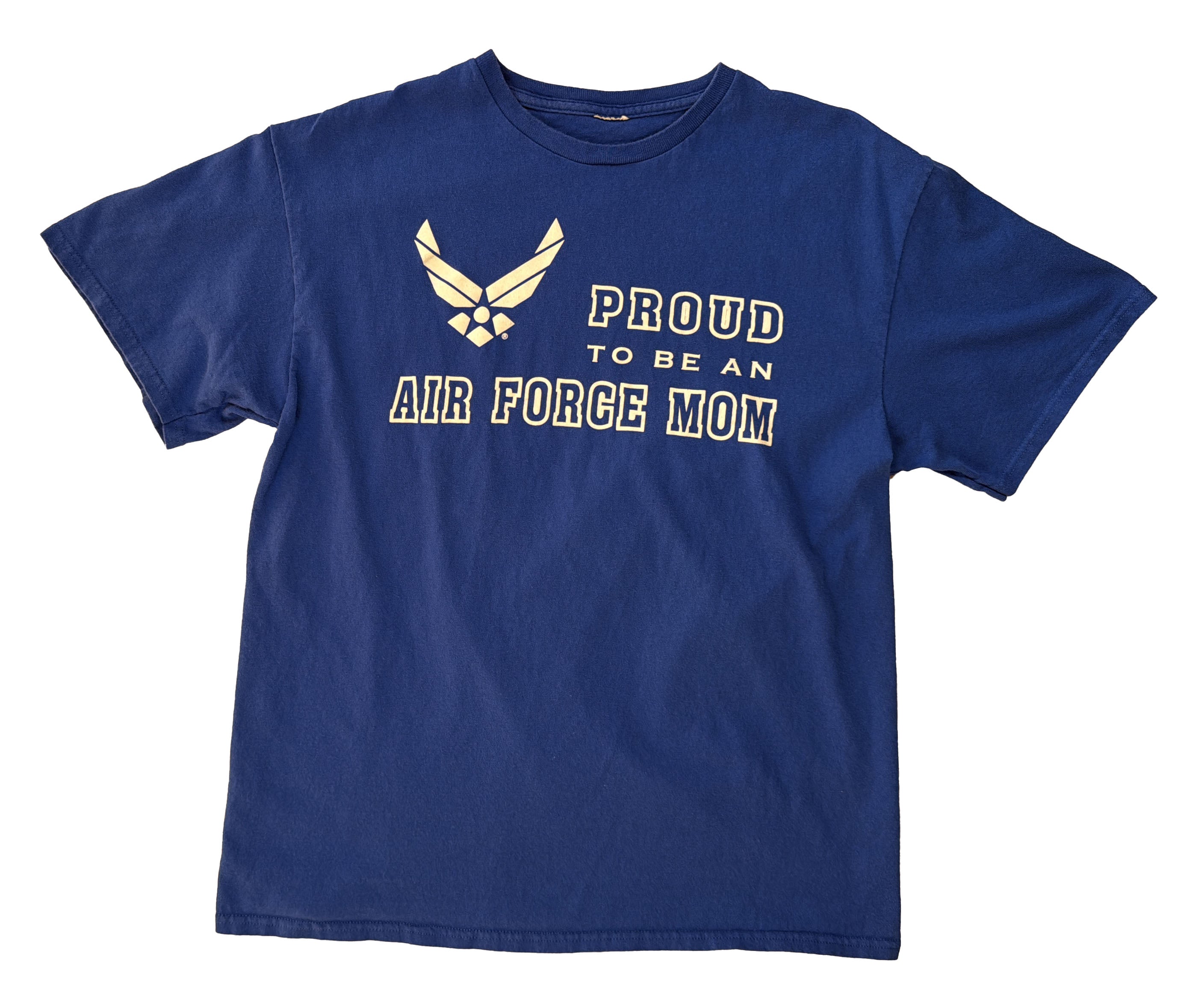 Proud to be an Airforce Mom T-Shirt Front